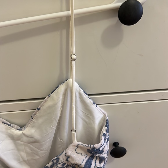 Storia Mini Lace Dress with Ruching - Picture 8 of 9